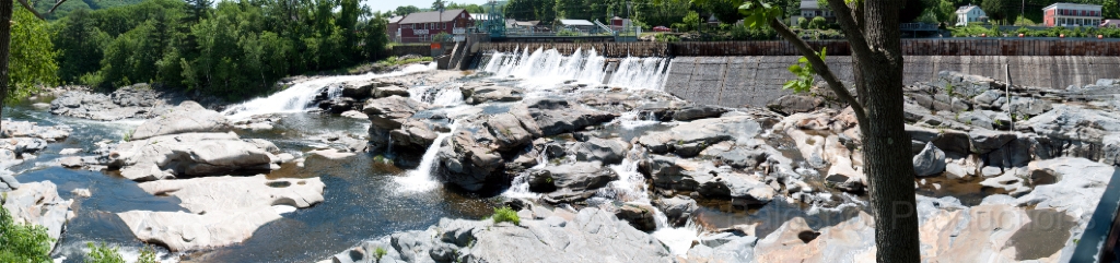 051__DSC1272_panorama.jpg - Shelburne Falls MA: Glacial potholes