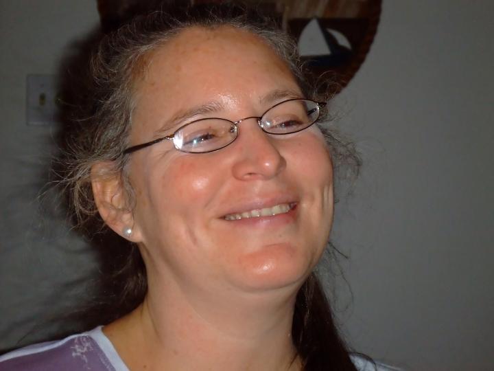 DSCF0579b.jpg - Sheila Kathryn and Karen's on New Years Day