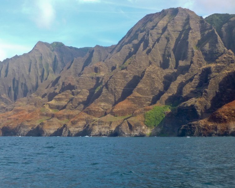 146P1000127.jpg - Na Pali Coast sunset dinner cruise, Holo Holo Charters