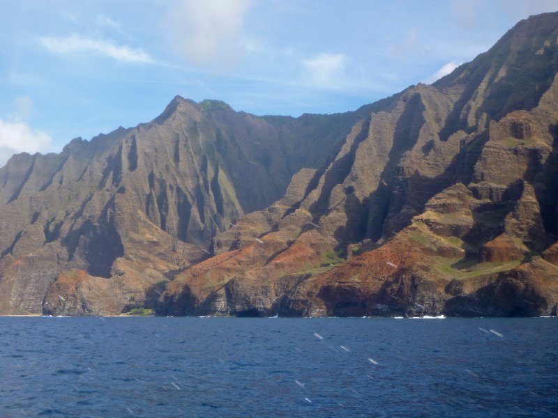 150P1000131.jpg - Na Pali Coast sunset dinner cruise, Holo Holo Charters