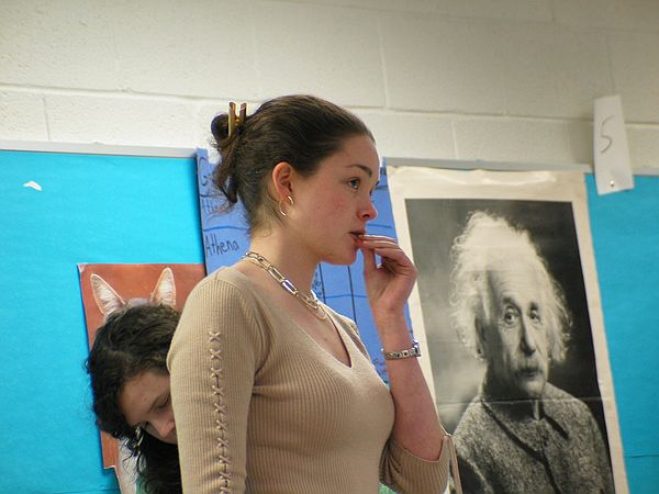 Yup, lips're still there...